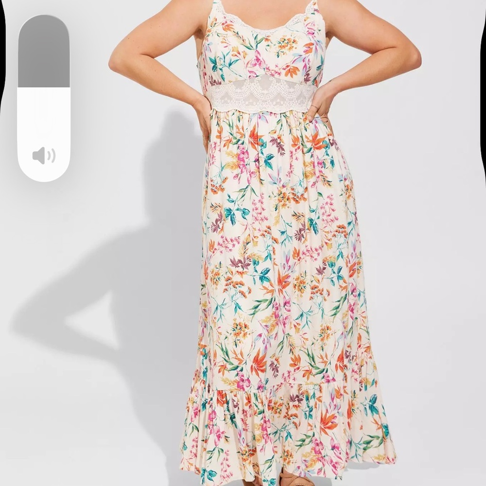 Torrid Multicolor Floral Dress with Lace Trim size 1